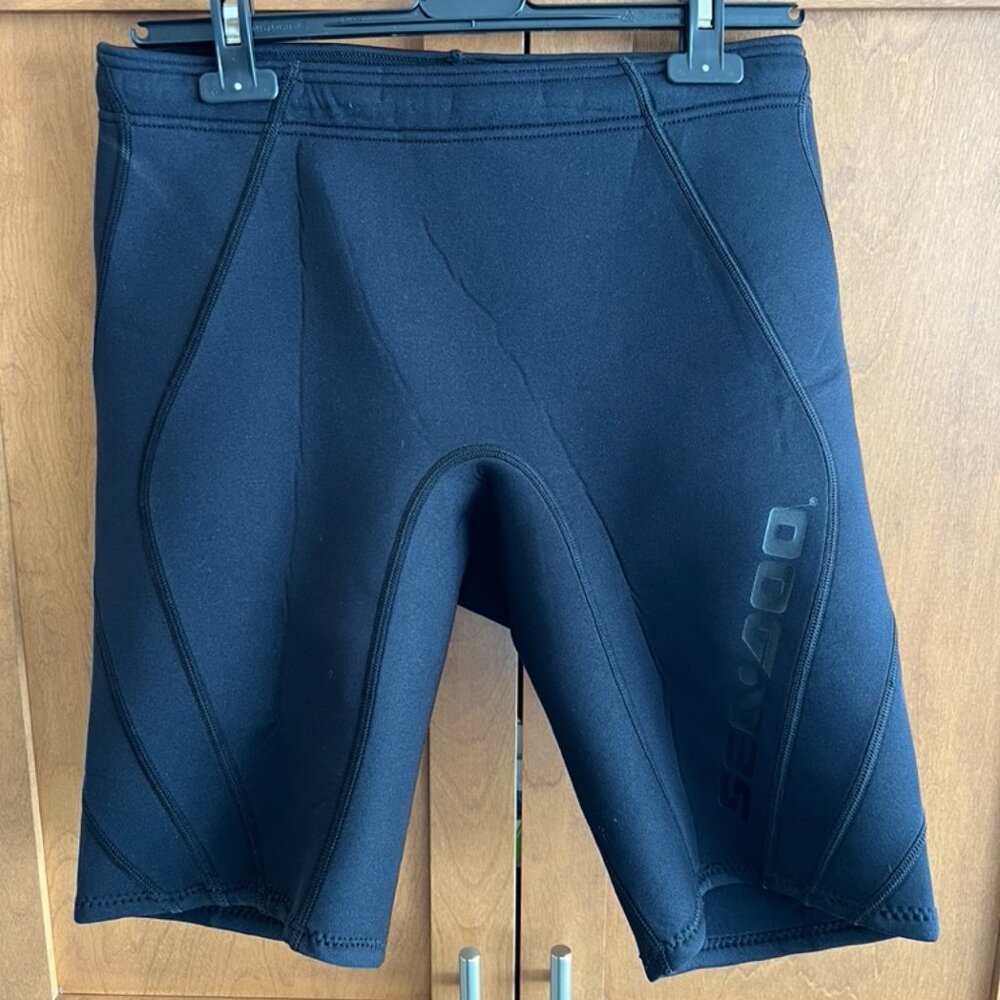 ''wet-suit style'' Short